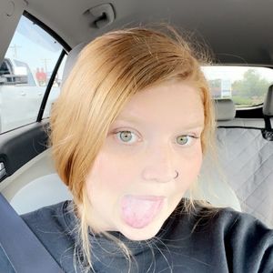 Meet your Posher, Adreana